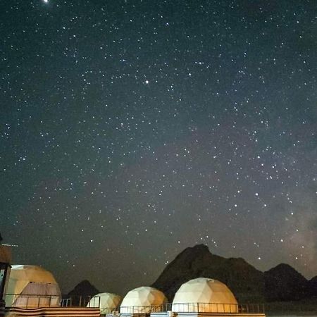 Sami Al Muzna Rum Camp วาดิรัม ภายนอก รูปภาพ